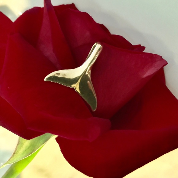 14k Gold Whales Tale Polished Pendent Necklace Custom Made on Maui Preowned - Picture 6 of 15